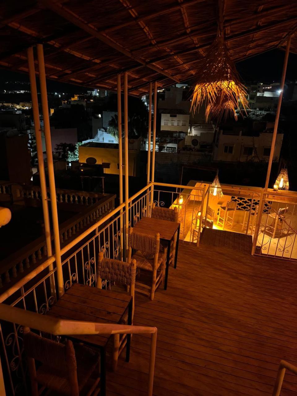 Santacruz Surf Camp Hostel Tamraght Exterior foto
